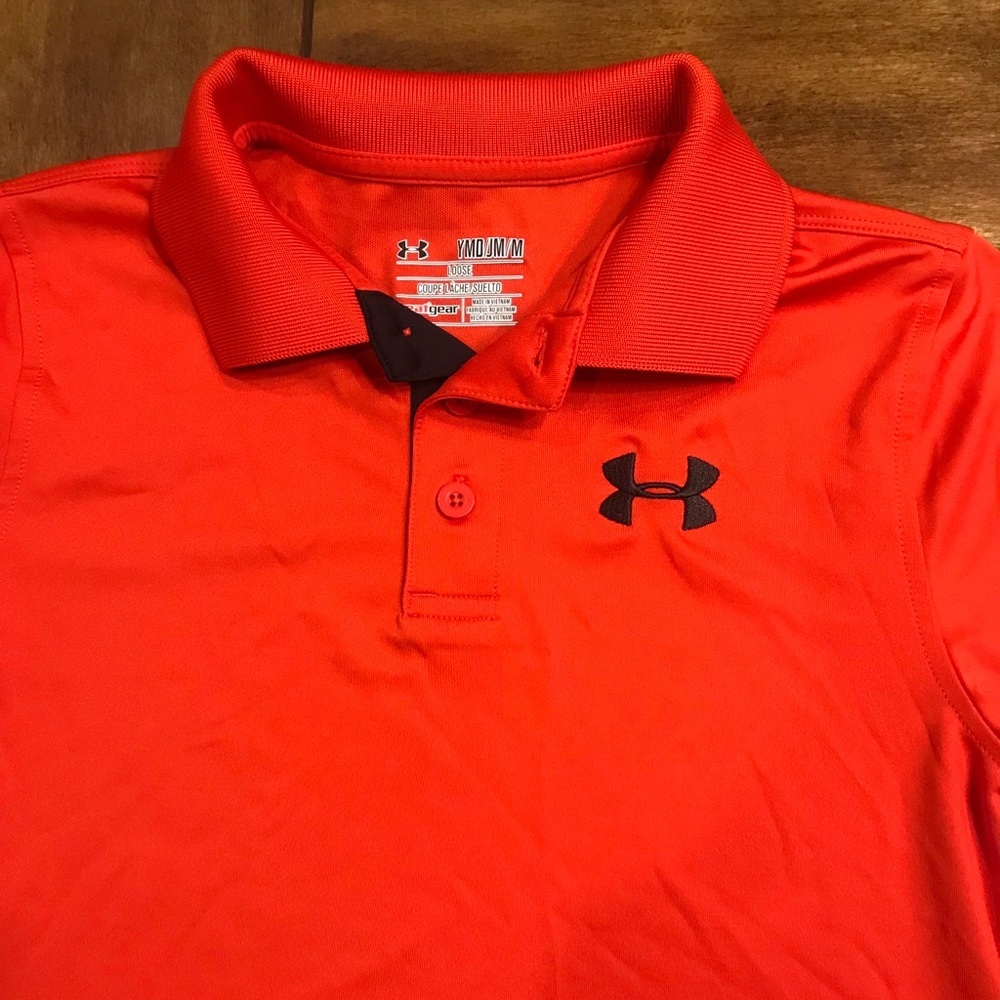 Red Under Armor Boys medium